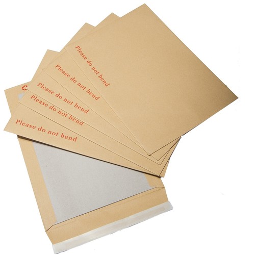 Please not bend envelopes - please,